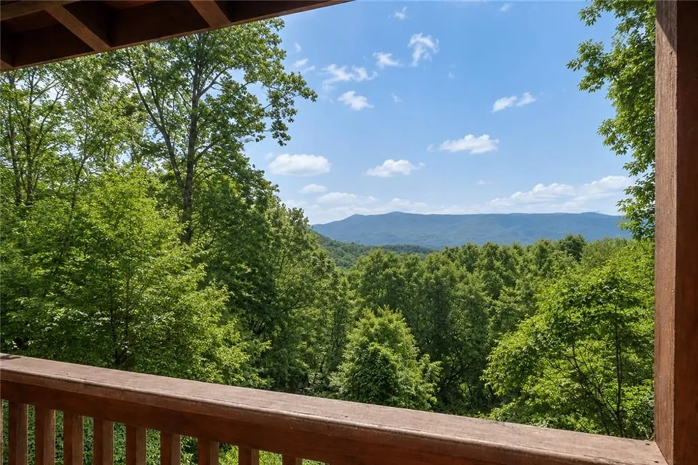 372 Mountain View Road Ellijay, GA 30540