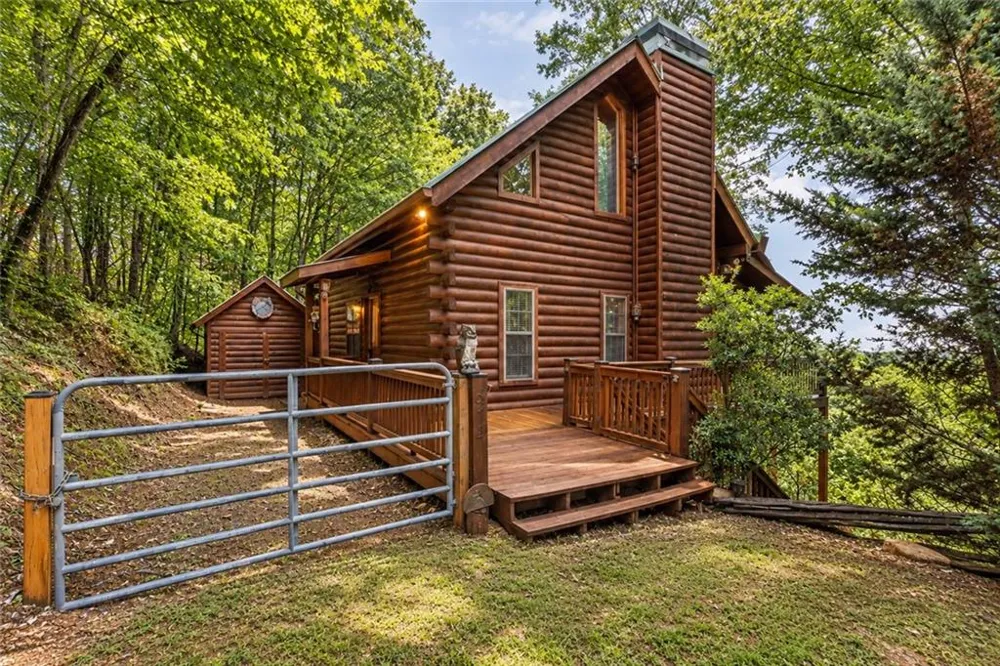 372 Mountain View Road Ellijay, GA 30540