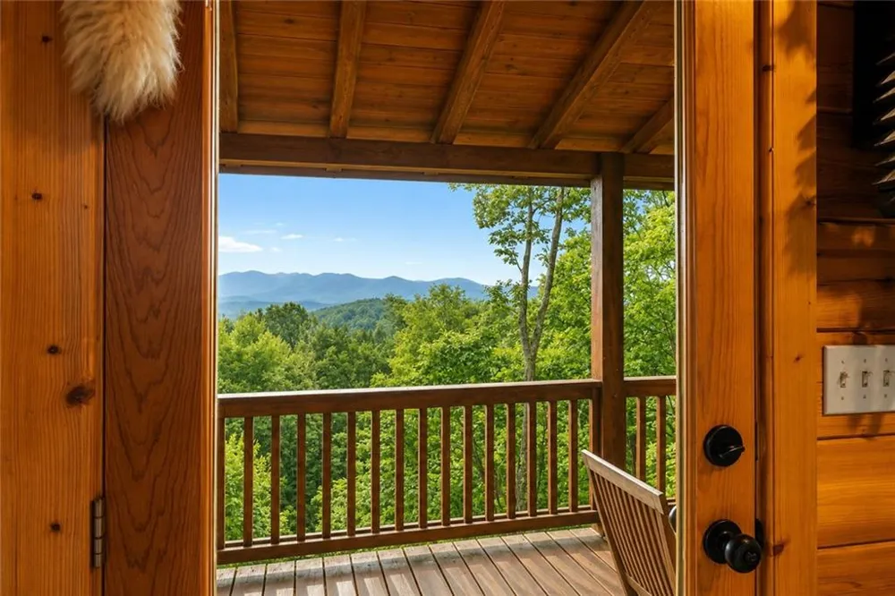 372 Mountain View Road Ellijay, GA 30540