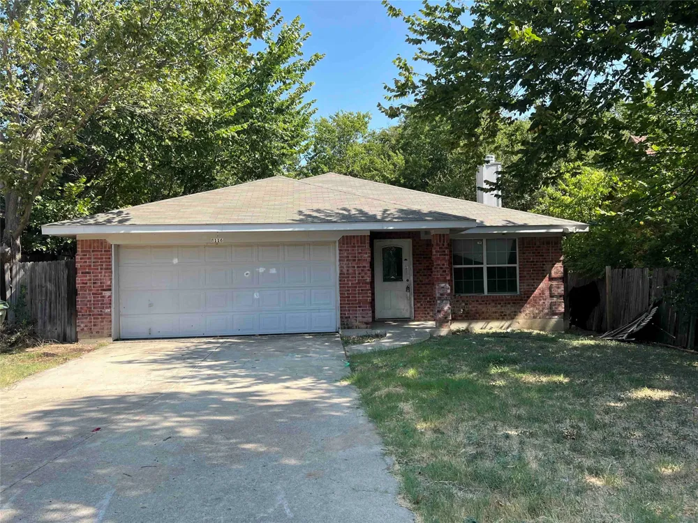 8116 Albert Street White Settlement, TX 76108