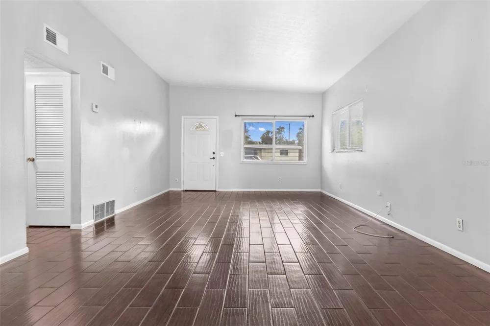 5711 21ST STREET W Bradenton, FL 34207