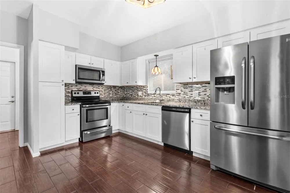 5711 21ST STREET W Bradenton, FL 34207