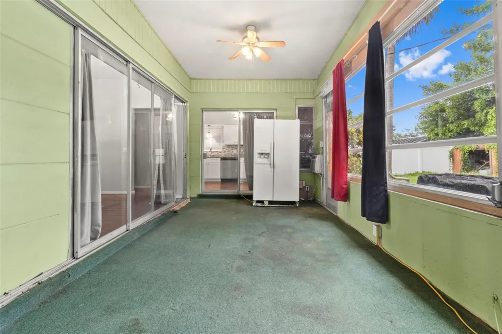 5711 21ST STREET W Bradenton, FL 34207