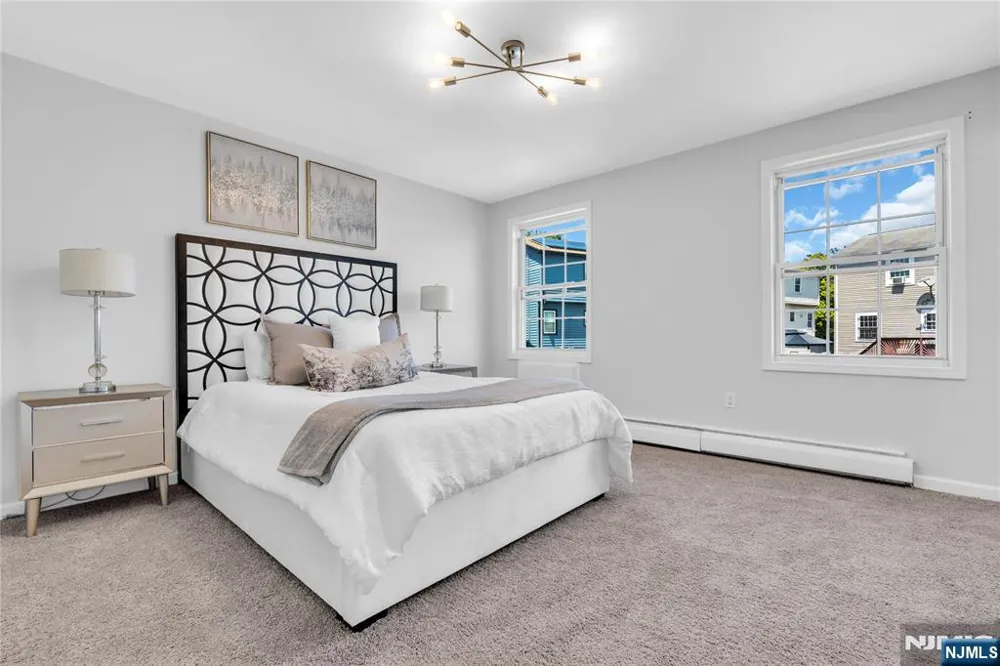 81 Crane Street Newark, NJ 07104
