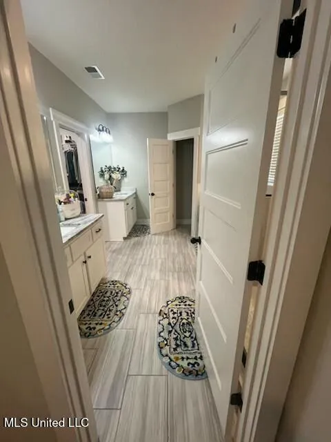 2154 Laughter Road N Nesbit, MS 38651