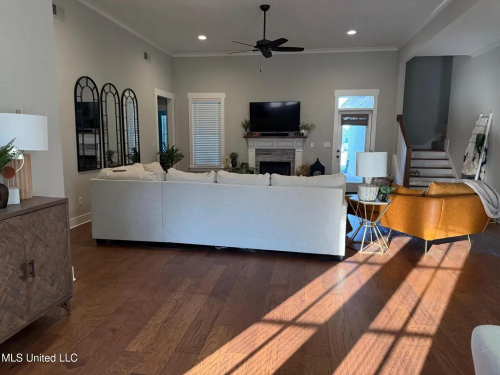 2154 Laughter Road N Nesbit, MS 38651
