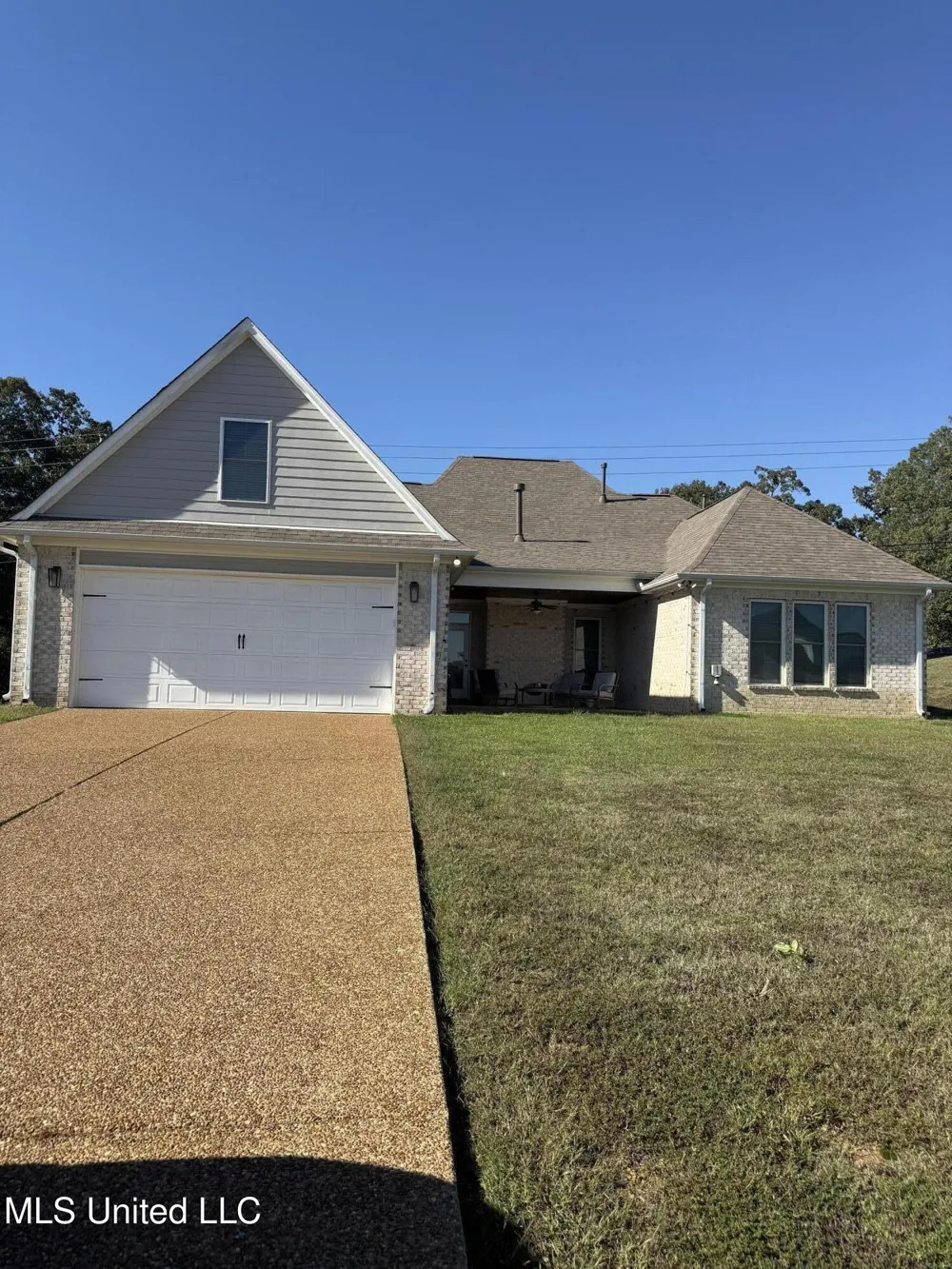 2154 Laughter Road N Nesbit, MS 38651