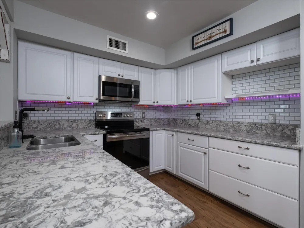 100 Edgewater Drive #44 Livingston, TX 77351
