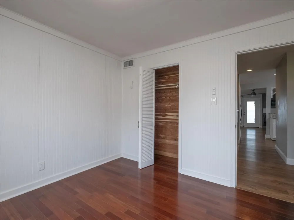 100 Edgewater Drive #44 Livingston, TX 77351