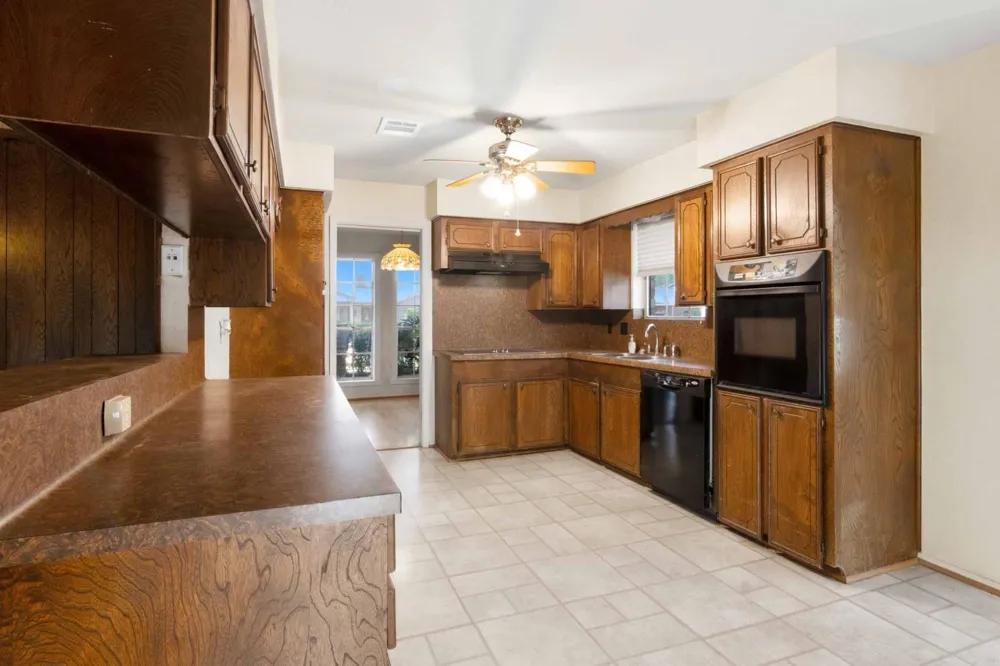201 E Temperance Lane Deer Park, TX 77536