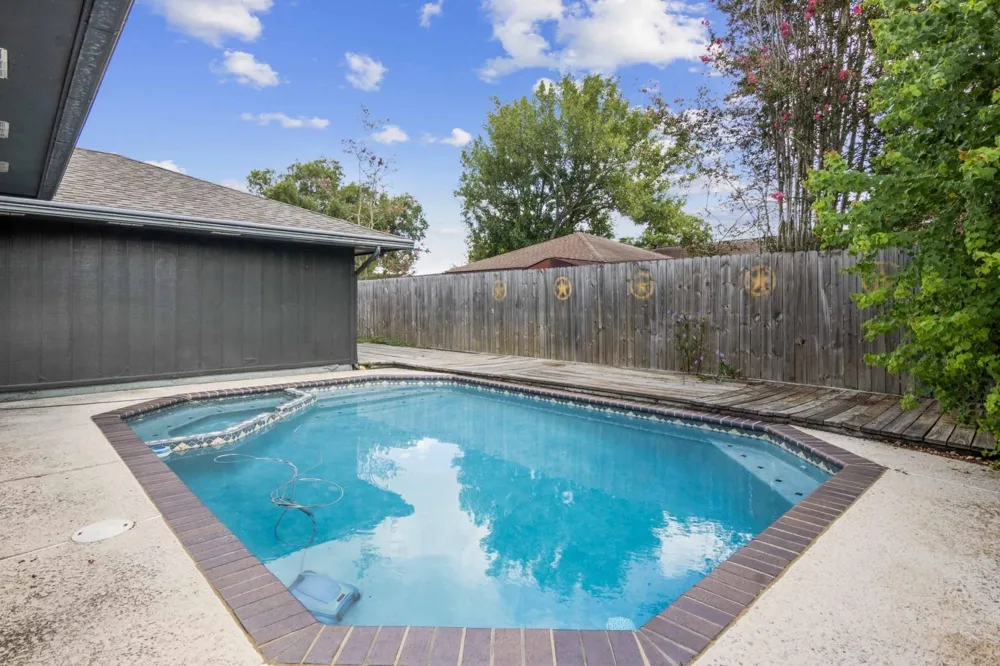 201 E Temperance Lane Deer Park, TX 77536