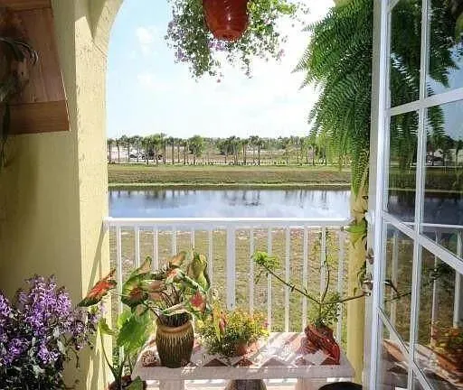1308 PIAZZA DELLE PALLOTTOLE Boynton Beach, FL 33426