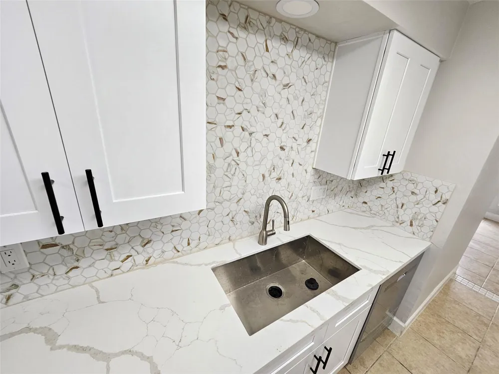 4122 Belle Park Drive Houston, TX 77072