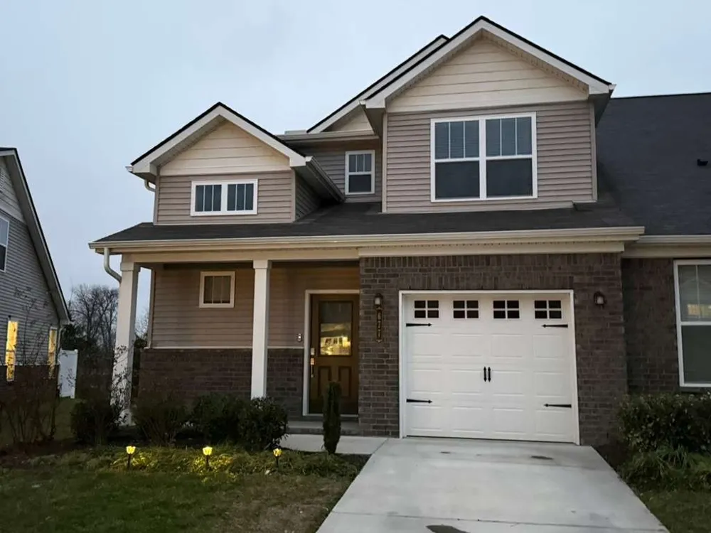 677 Birdie Dr Spring Hill, TN 37174