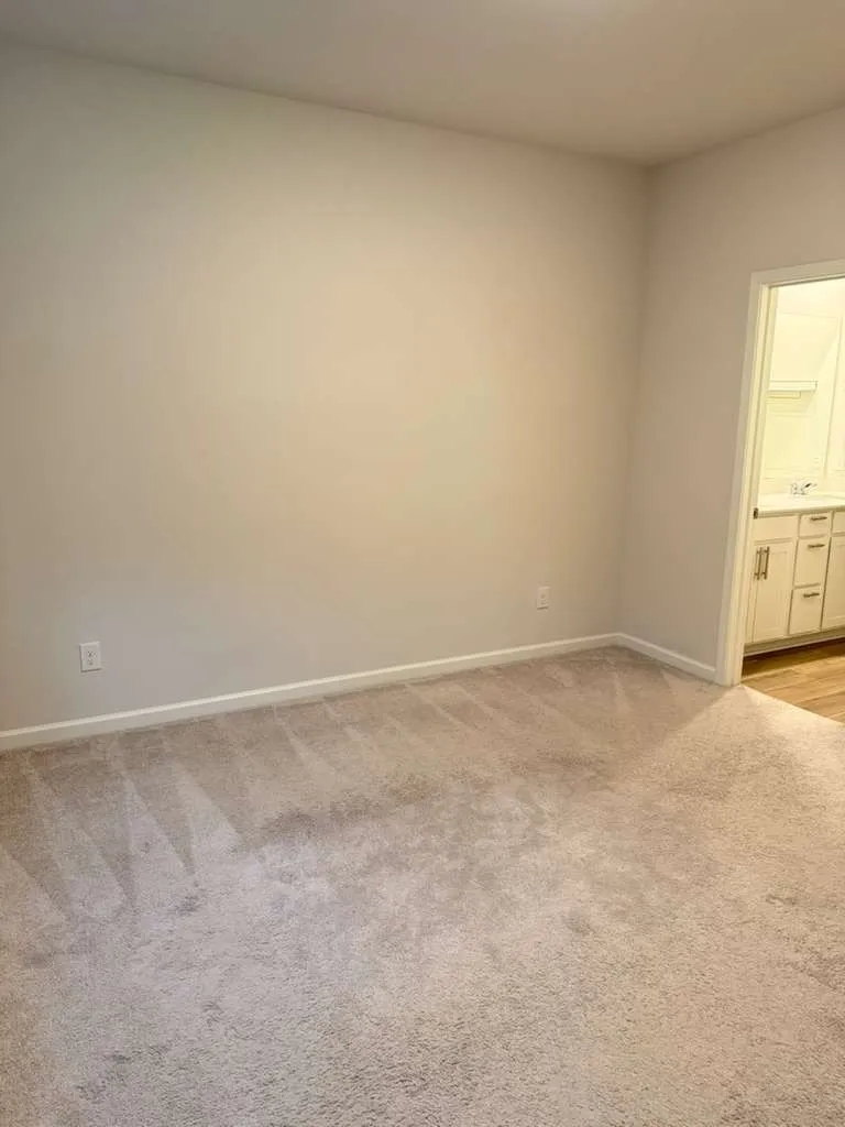 677 Birdie Dr Spring Hill, TN 37174