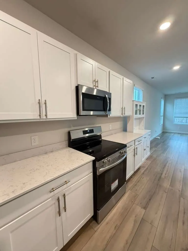 677 Birdie Dr Spring Hill, TN 37174