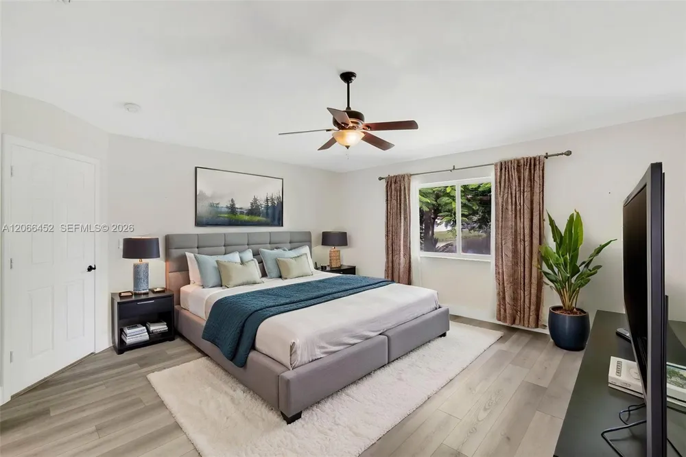 16850 Crestview Ln Weston, FL 33326