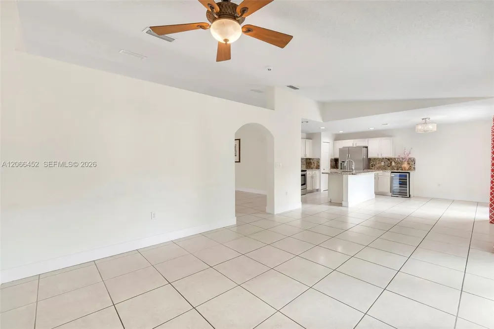 16850 Crestview Ln Weston, FL 33326