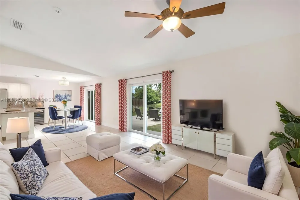 16850 Crestview Ln Weston, FL 33326