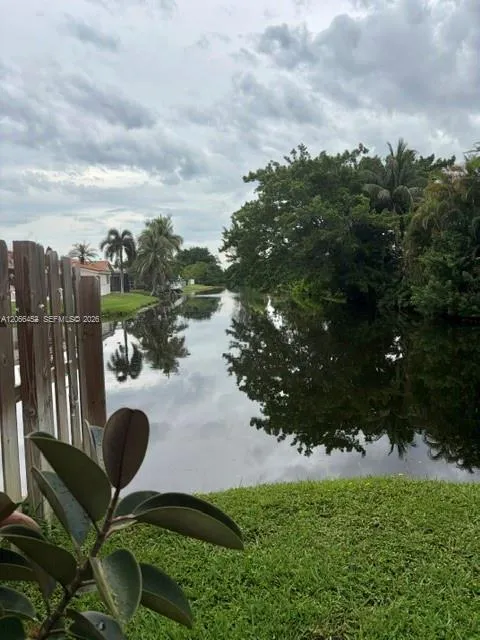 16850 Crestview Ln Weston, FL 33326