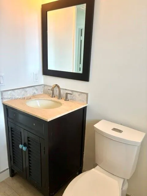 16850 Crestview Ln Weston, FL 33326