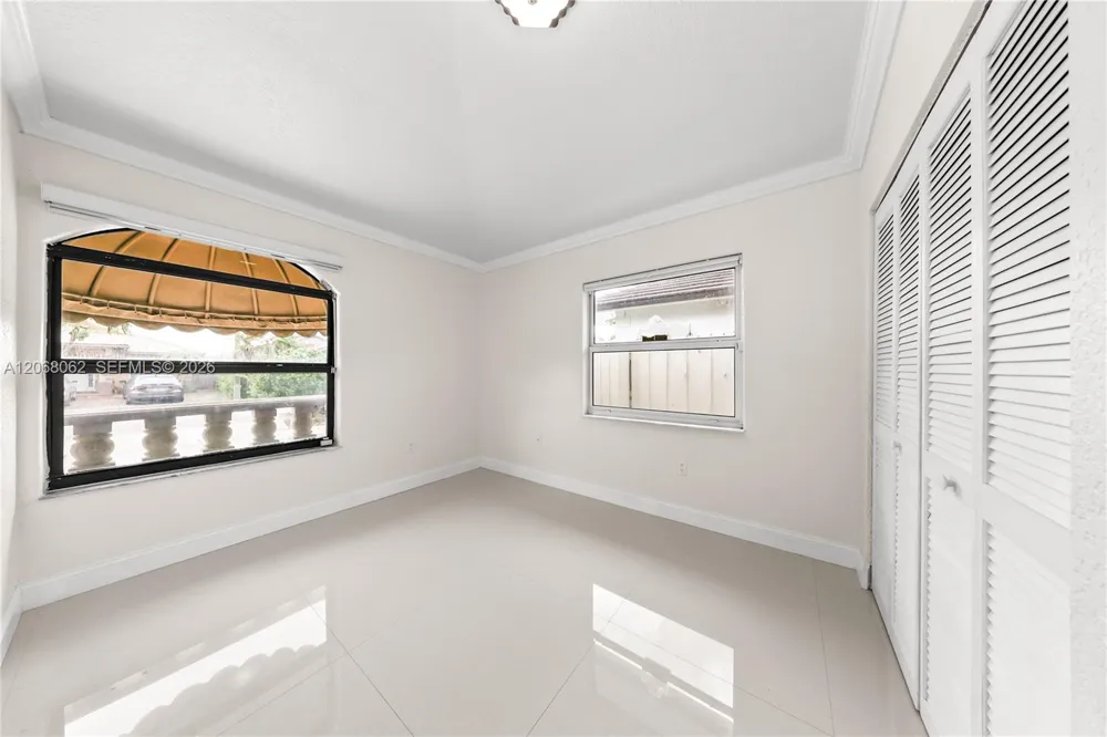 10033 NW 126th Ter Hialeah Gardens, FL 33018