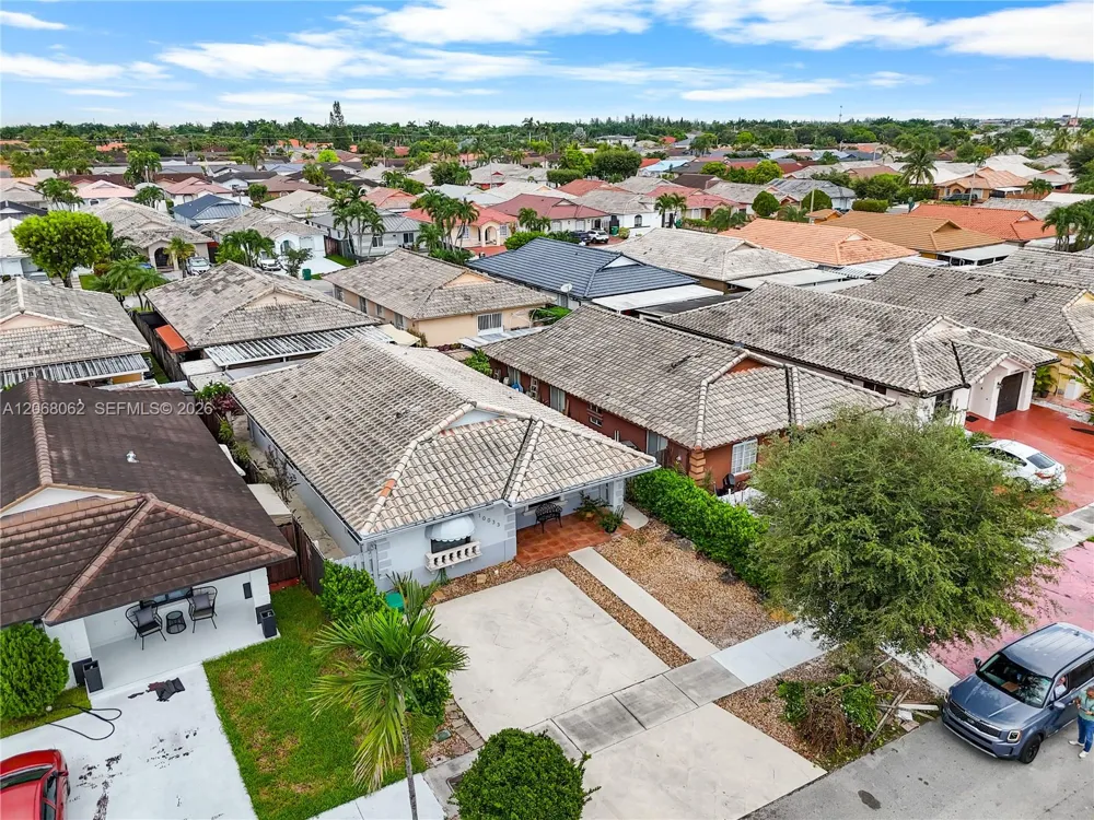 10033 NW 126th Ter Hialeah Gardens, FL 33018