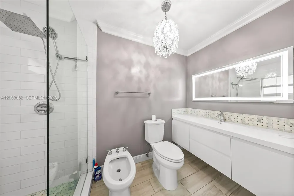 10033 NW 126th Ter Hialeah Gardens, FL 33018