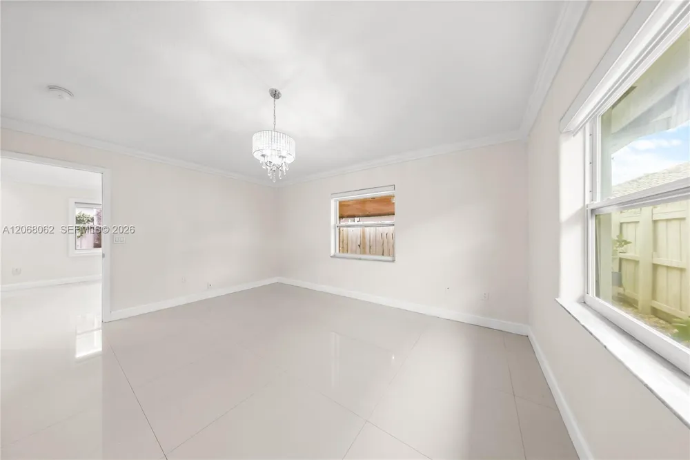 10033 NW 126th Ter Hialeah Gardens, FL 33018