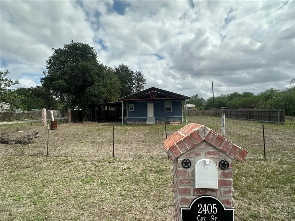 2405 Cox Street Beeville, TX 78102