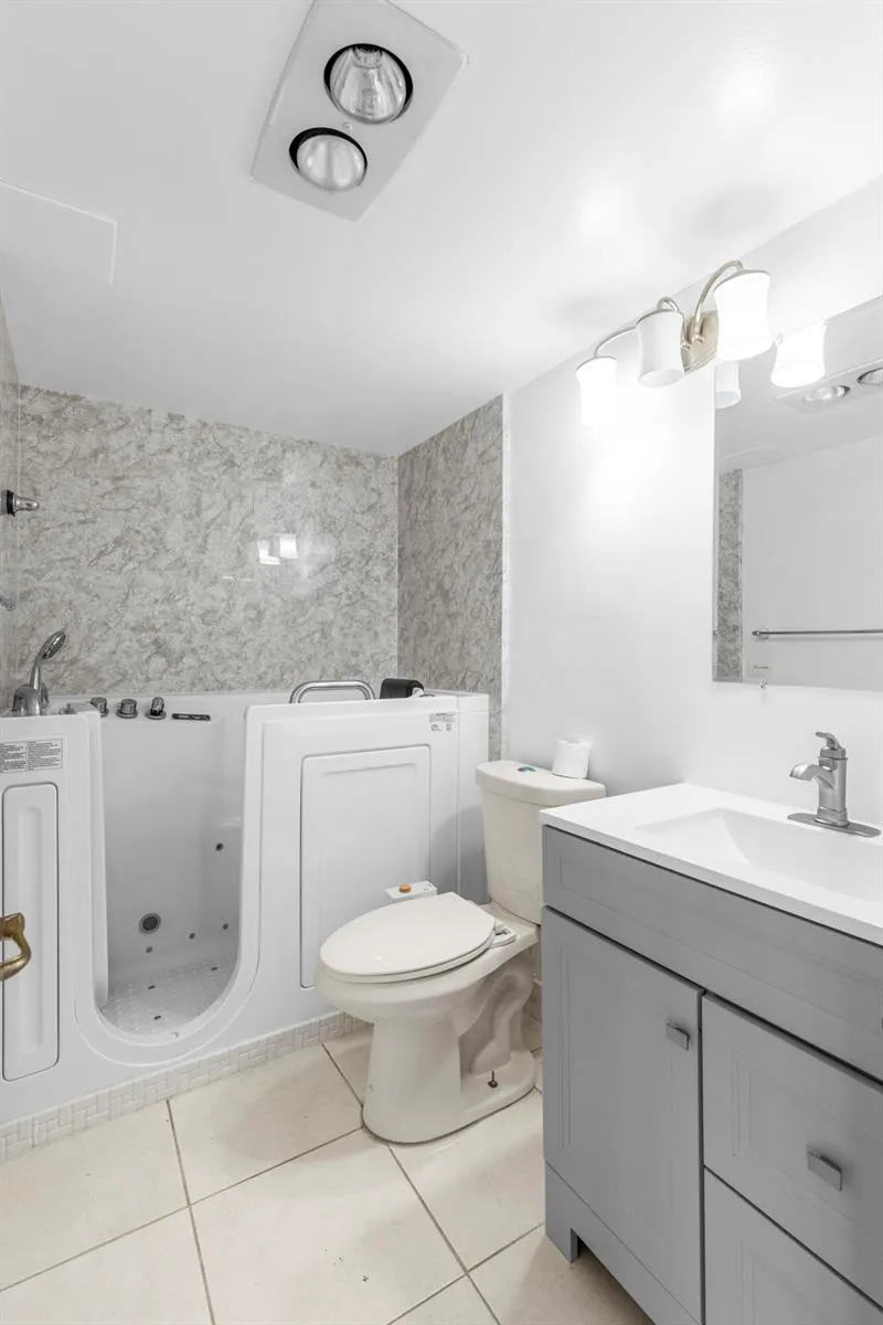 418 Tilford T #418 Deerfield Beach, FL 33442