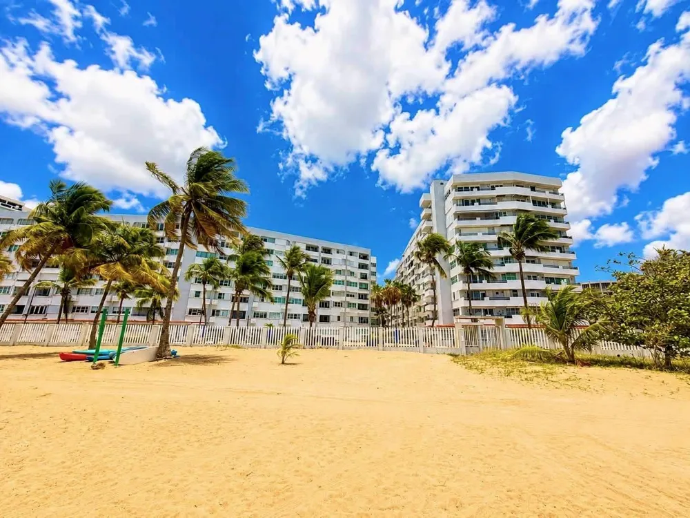 187 C. HORIZONTE #310 Carolina, PR 00979