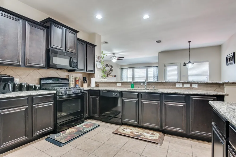 1017 Golden Bear Lane McKinney, TX 75072