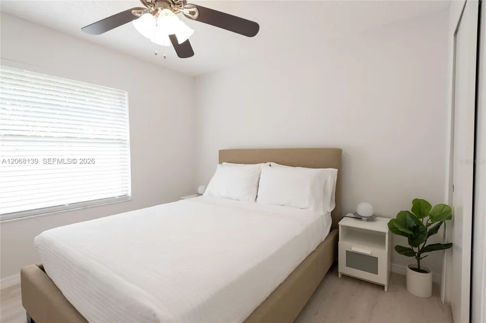 1085 INDIAN RIDGE TRL E Kissimmee, FL 34747
