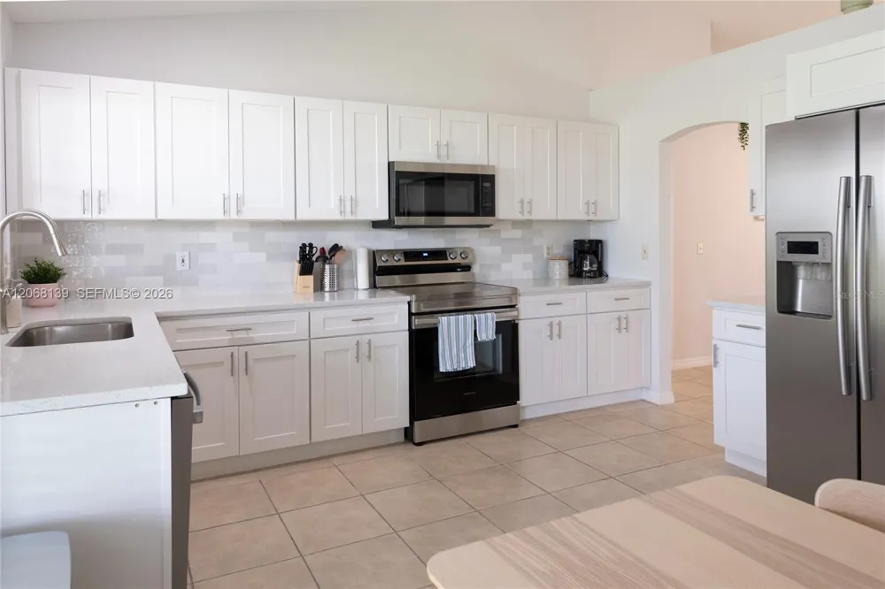 1085 INDIAN RIDGE TRL E Kissimmee, FL 34747