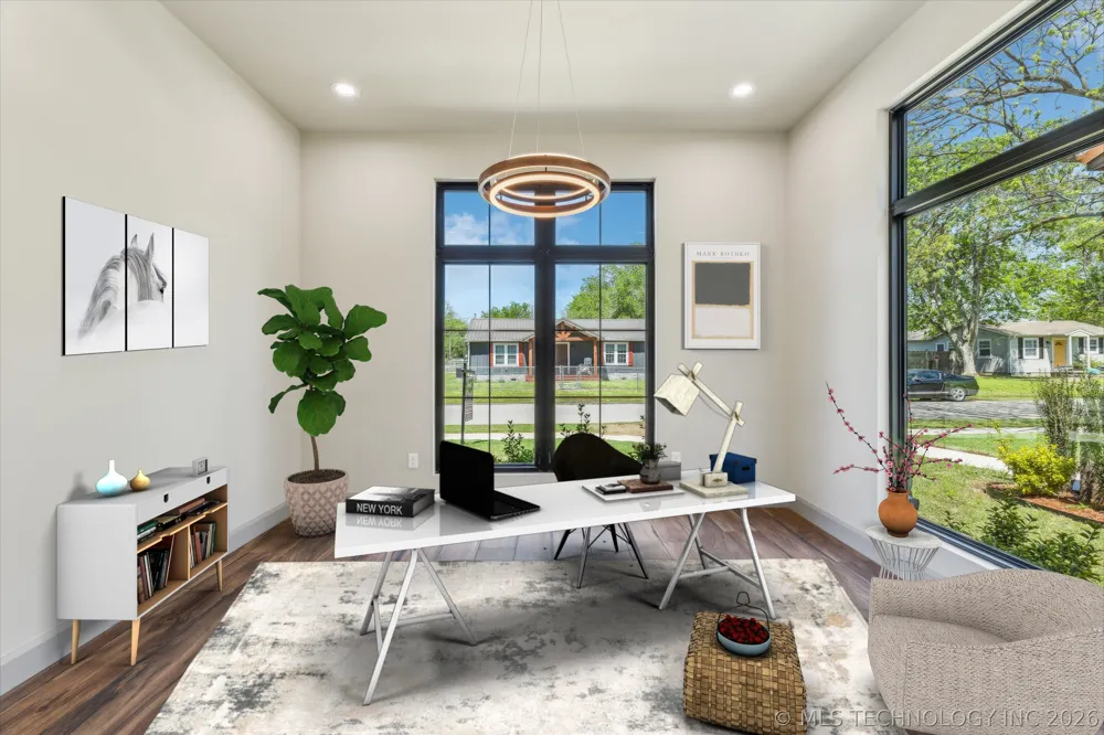 421 W Ft Worth Street Broken Arrow, OK 74012