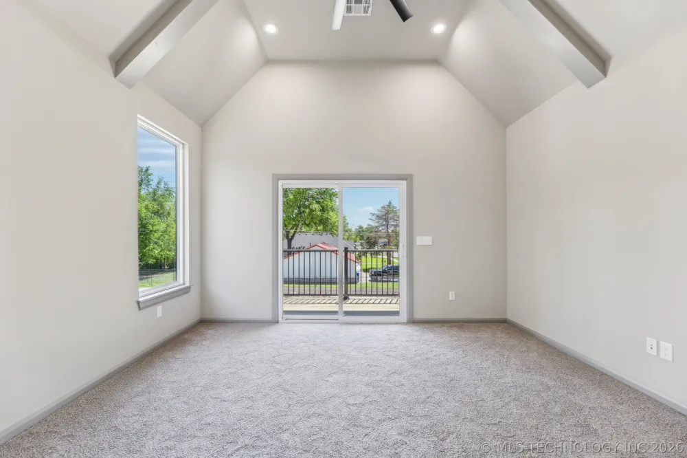 421 W Ft Worth Street Broken Arrow, OK 74012