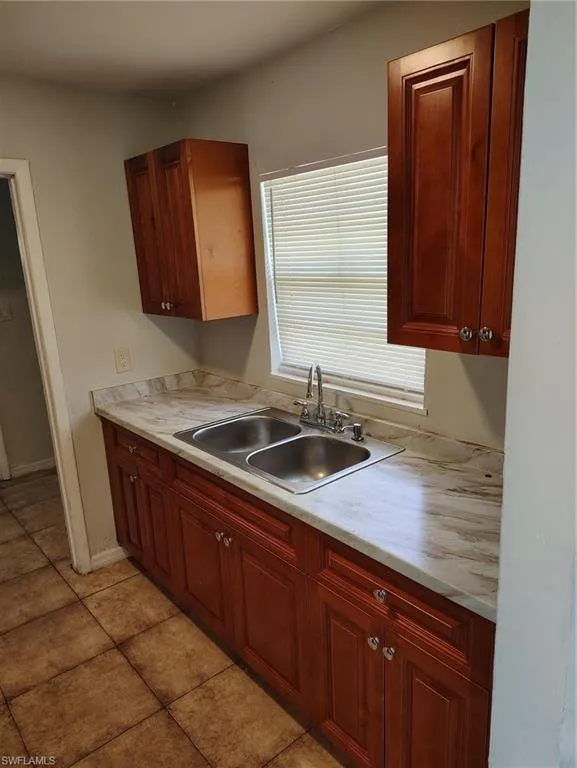 2709 Jackson Fort Myers, FL 33901