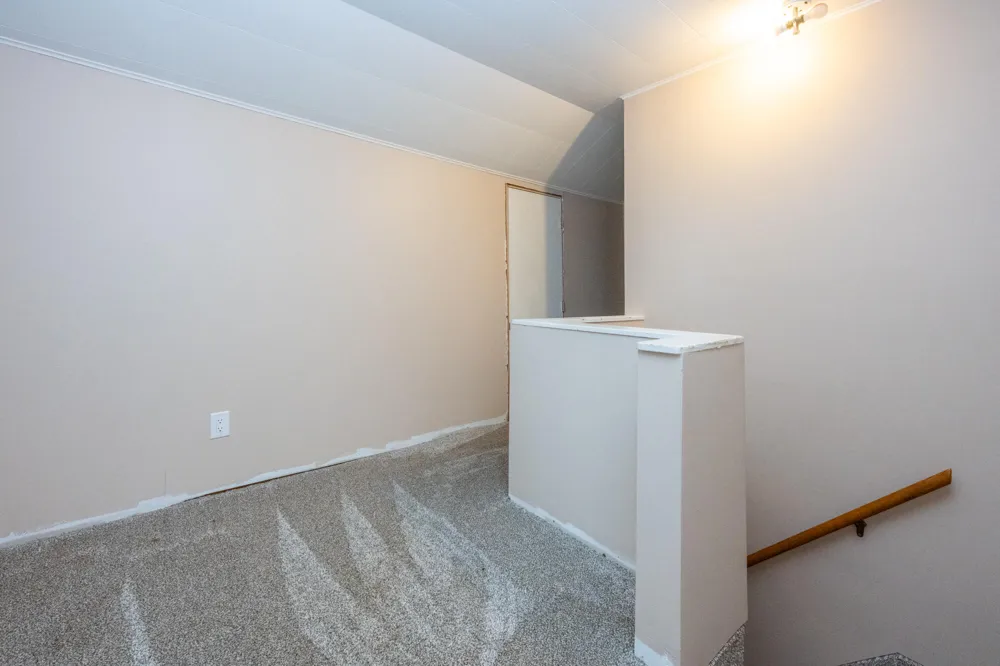 3607 Hillandale Road Eau Claire, MI 49111