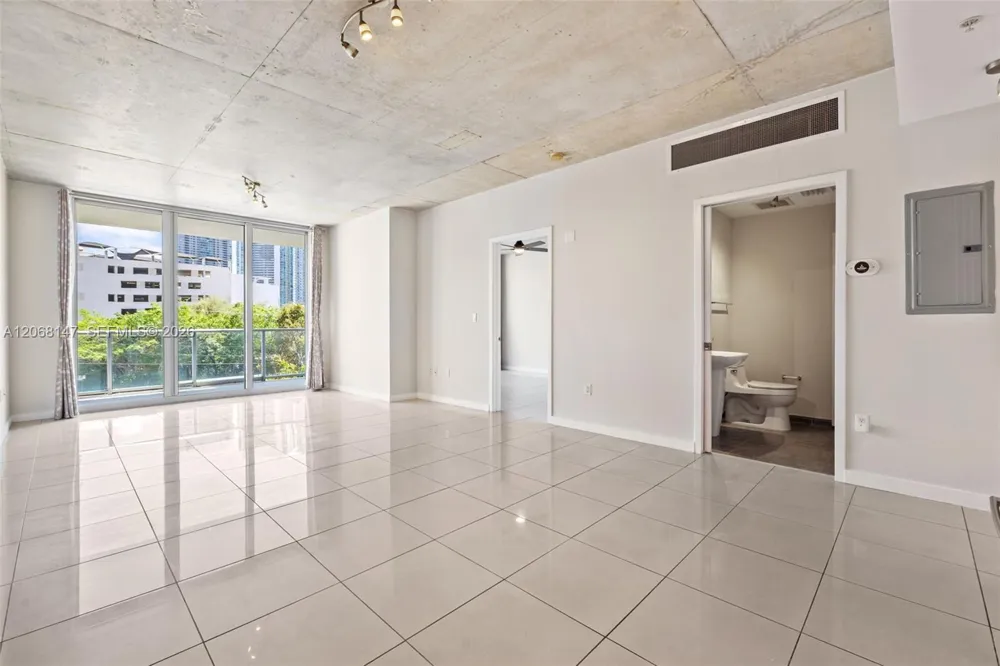 3470 E Coast Ave #H0302 Miami, FL 33137