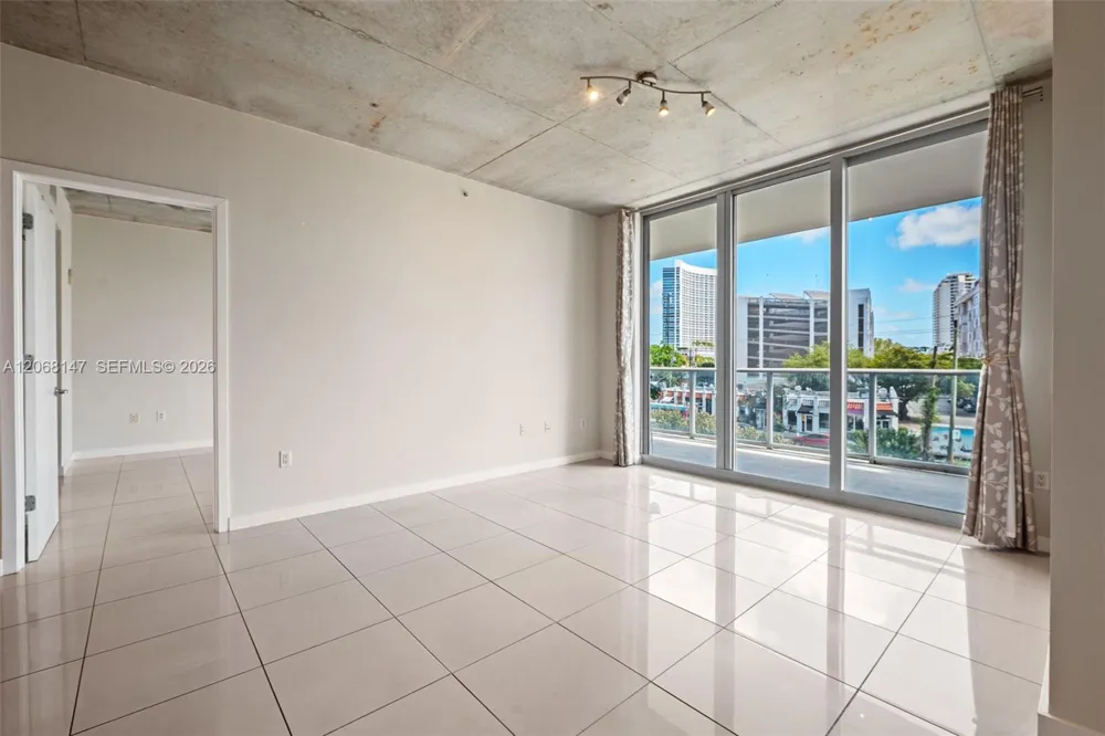 3470 E Coast Ave #H0302 Miami, FL 33137