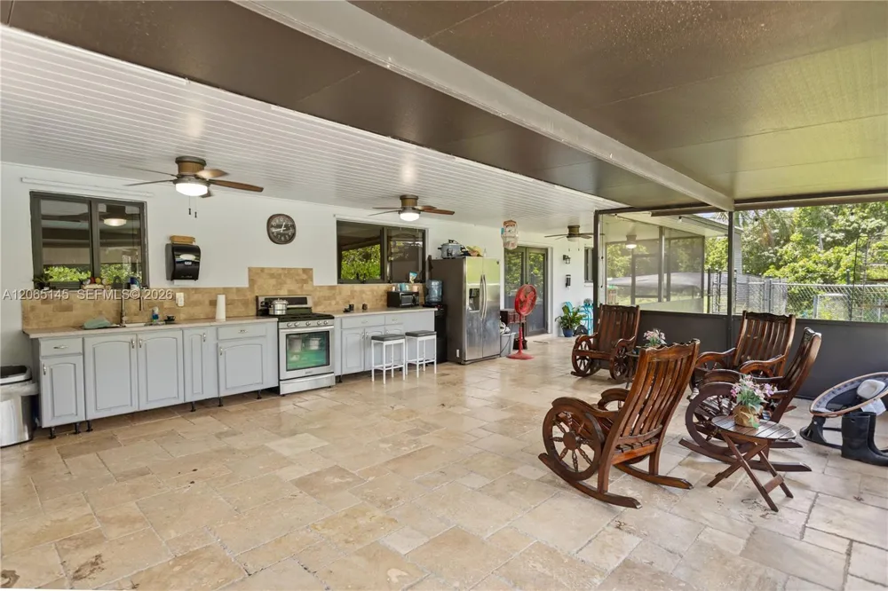 26480 SW 187th Ave Homestead, FL 33031