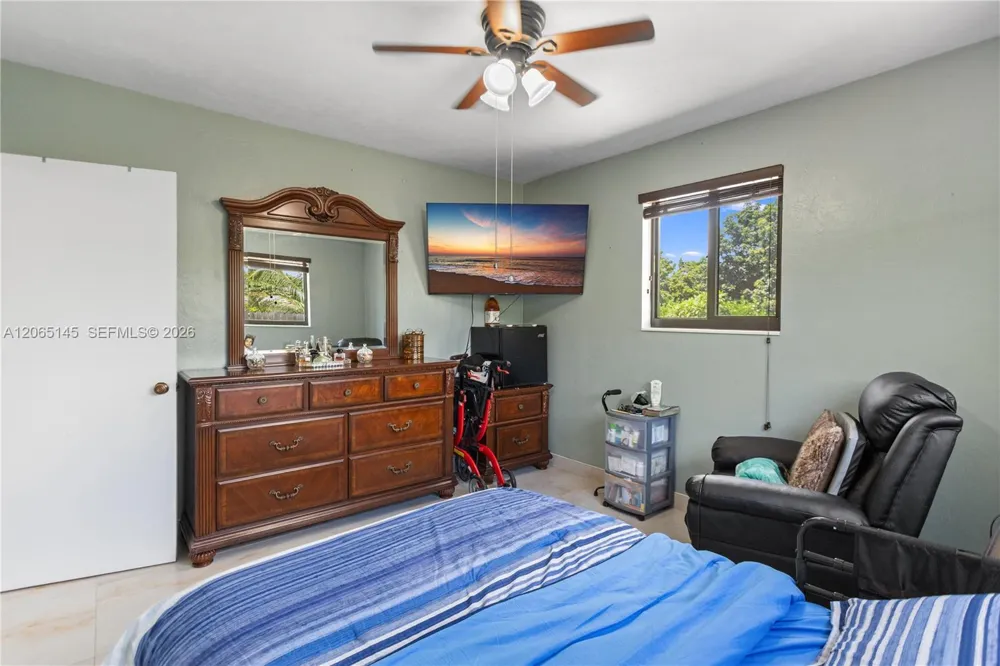 26480 SW 187th Ave Homestead, FL 33031