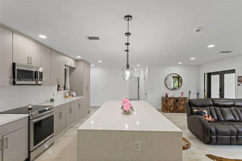 26480 SW 187th Ave Homestead, FL 33031