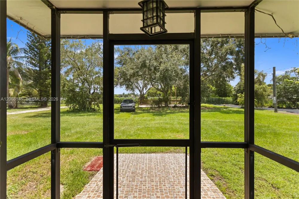26480 SW 187th Ave Homestead, FL 33031
