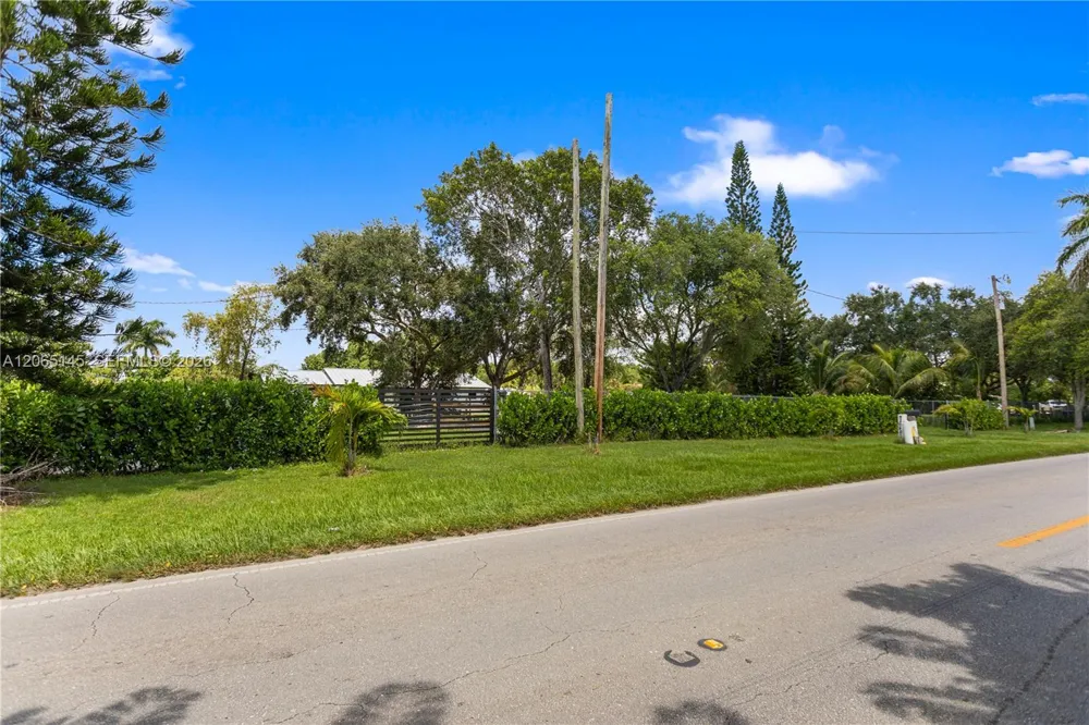26480 SW 187th Ave Homestead, FL 33031