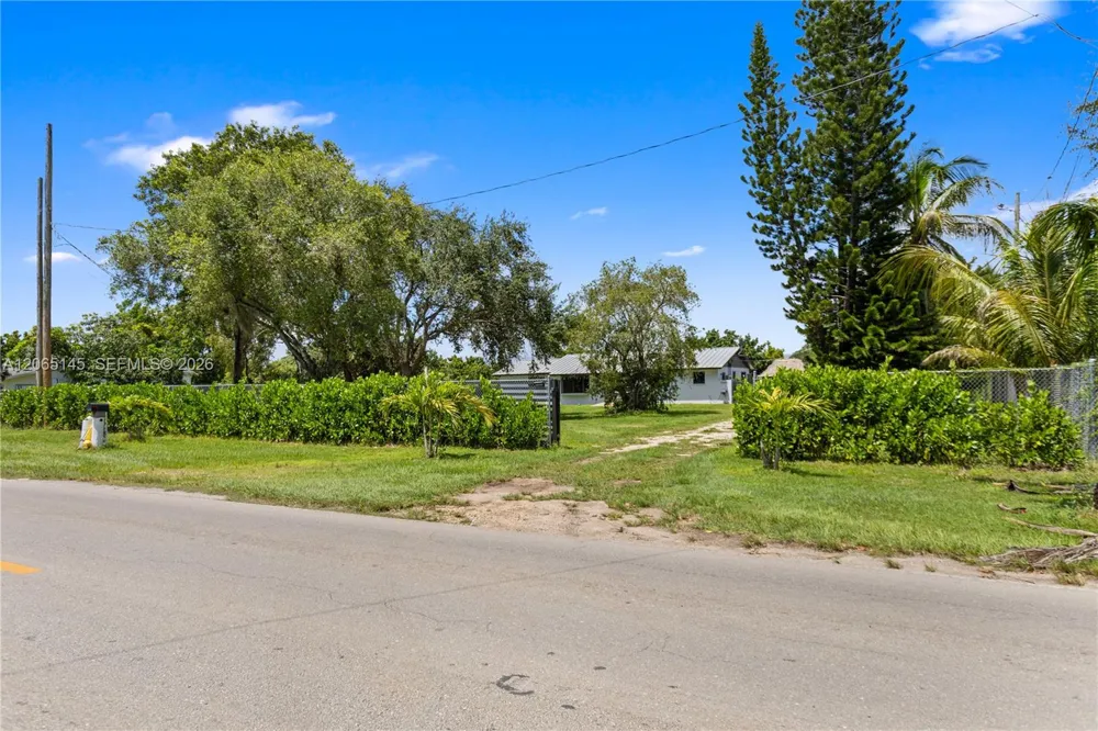 26480 SW 187th Ave Homestead, FL 33031