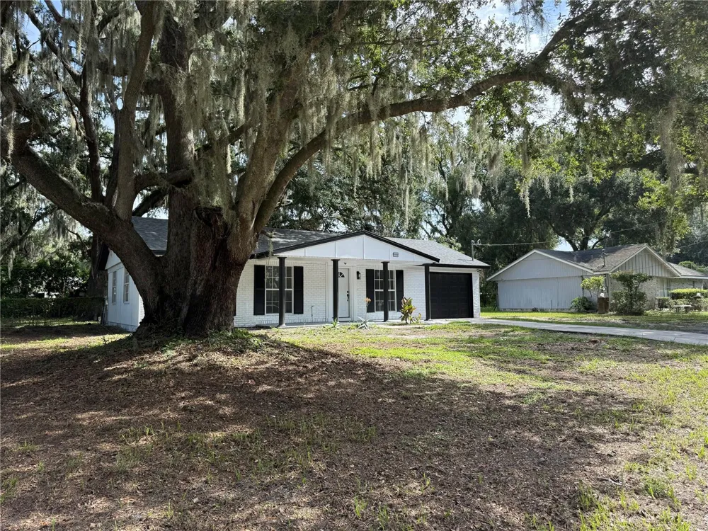3008 OAKVIEW LANE Plant City, FL 33566
