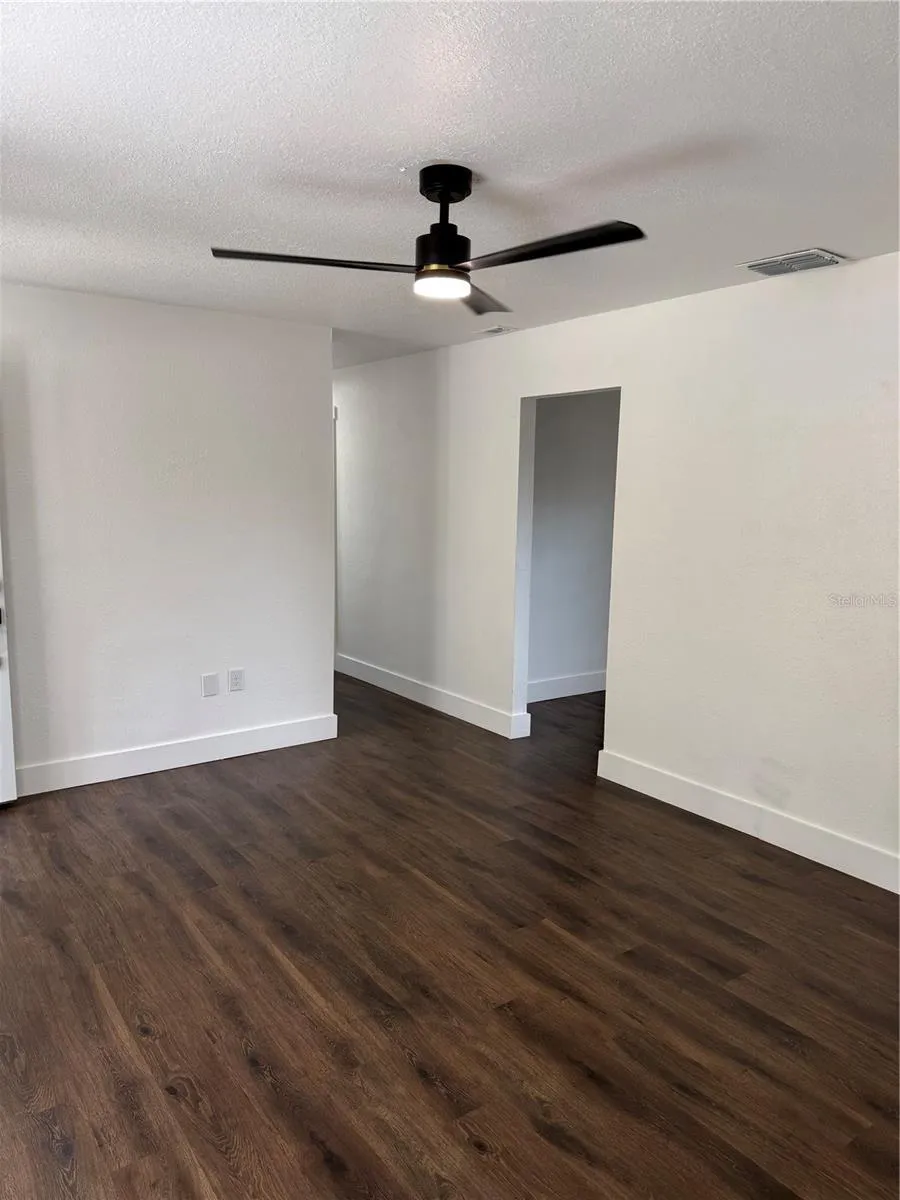 3008 OAKVIEW LANE Plant City, FL 33566