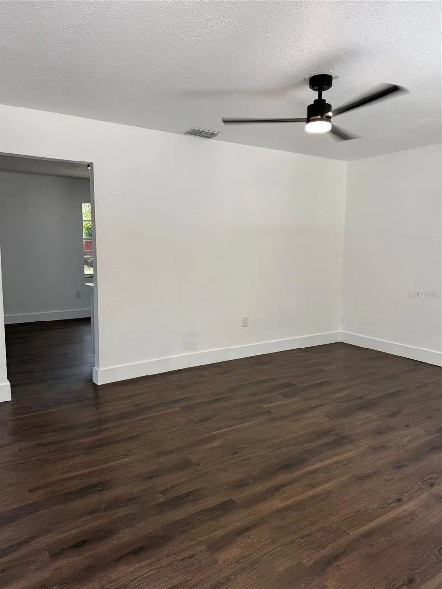 3008 OAKVIEW LANE Plant City, FL 33566